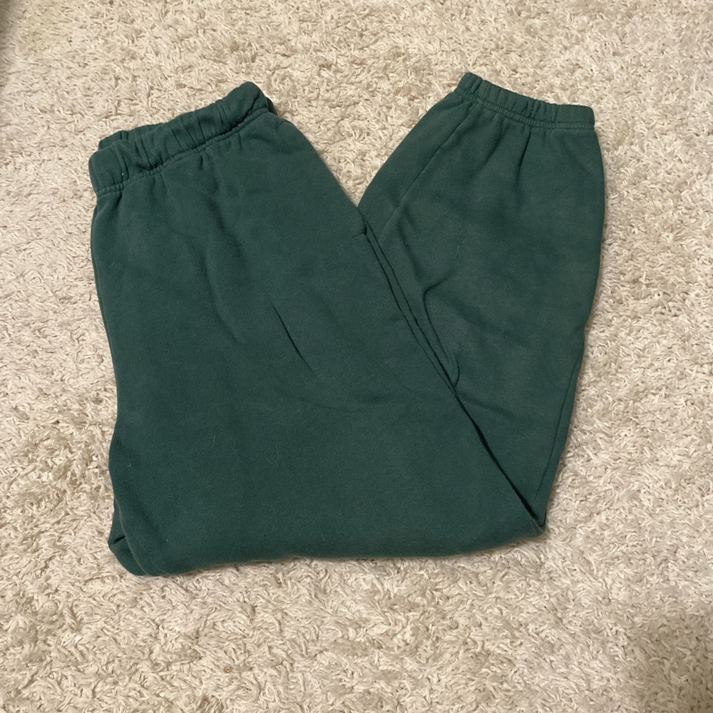 sweatpants